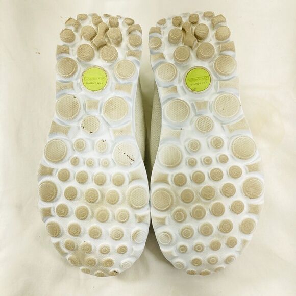 Skechers GO Walk Canvas Sneakers Tan Slip On Shoes 8.5 Women Foam Beach Festival - Picture 10 of 14